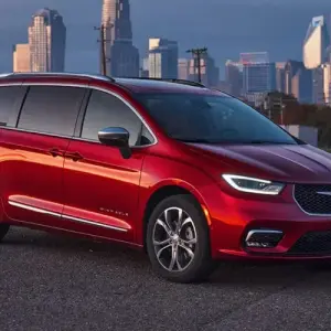 What Auburn, IN Shoppers Should Know About used Chrysler Minivans and Sedans