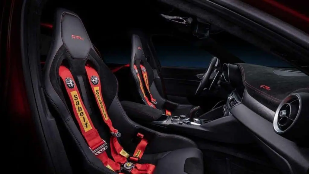 alfa romeo gtaM seatbelt