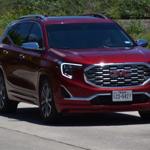 Exploring GMC SUVs: Top Models, Trim Packages, Pricing, and Performance