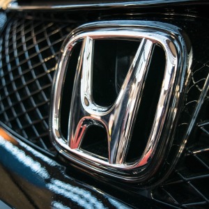 Navigating Family Life: Choosing the Best Used Minivan for Your Needs
