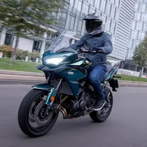 Buying Guide: Which Kawasaki Street Bike Should You Get?