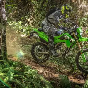 Street Bikes vs. Dirt Bikes
