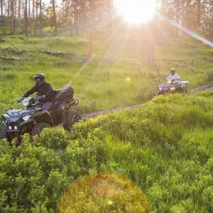 Explore The 2022 POLARIS With The Entire Family