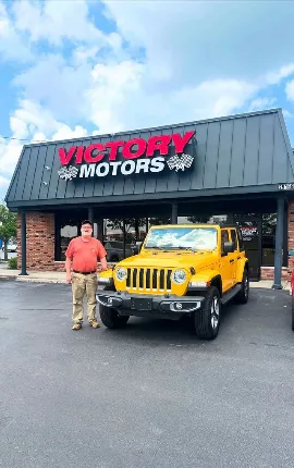Victory motors chesterfield MI