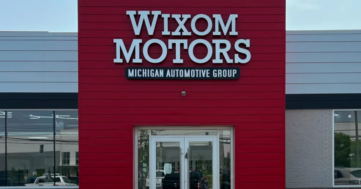 Wixom Motors | Used car, truck, SUV dealer in Wixom, MI