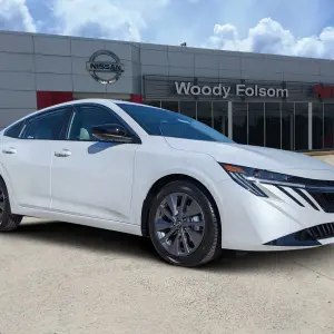 Nissan Sentra SR vs SV: 2026 Trim Guide for Drivers
