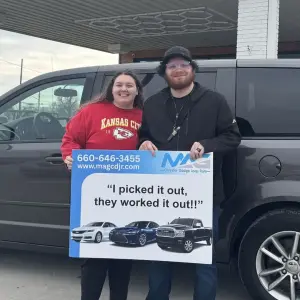 Testimonial from Ashley & Zachery from Laredo, MO to MAG CDJR