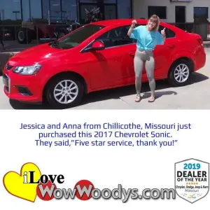 Jessica and Anna - Wow Woody's