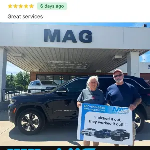A New Chapter Begins for John and Susan in Their 2024 Jeep Grand Cherokee