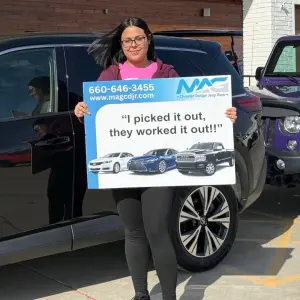 Testimonial from Jose & Vazquez from Chillicothe, MO on their 2021 Nissan Rogue at MAG CDJR