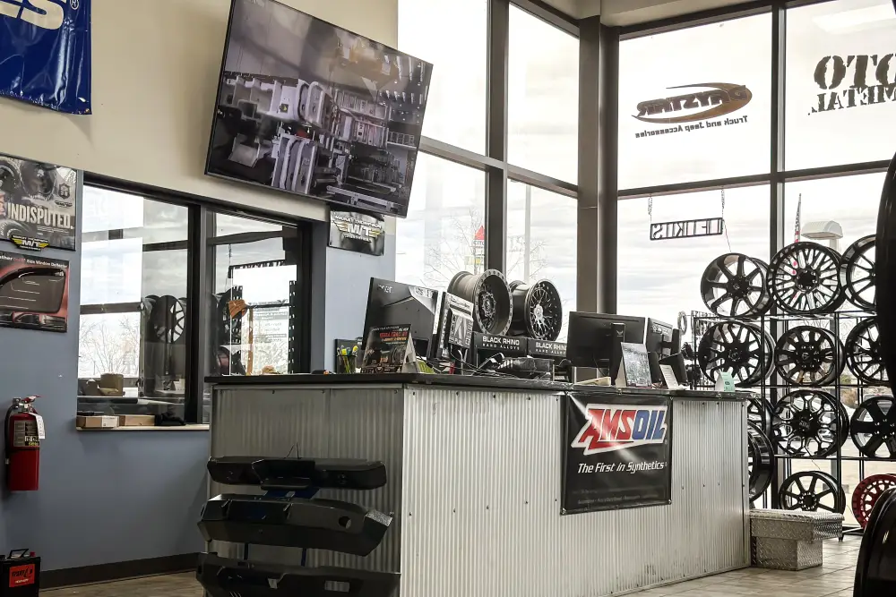 Full Service & Maintenance Center