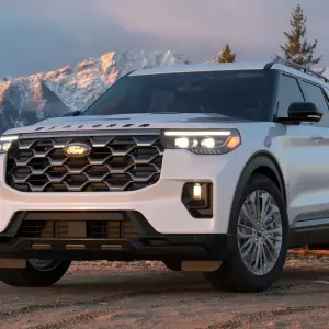 2025 Ford Explorer: Performance, Features & Reviews