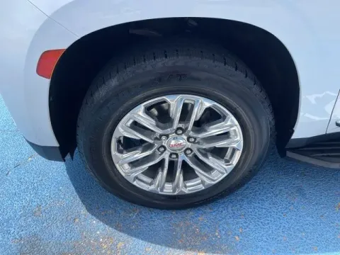 Another view of 2023 GMC Yukon SLT for sale in Alexandria, LA at Hixson Autoplex of Alexandria Ford