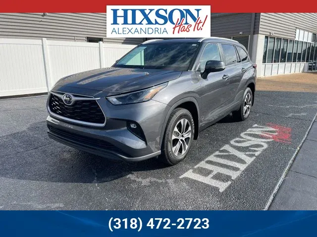 Gray 2023 Toyota Highlander Hybrid XLE for sale in Alexandria, LA