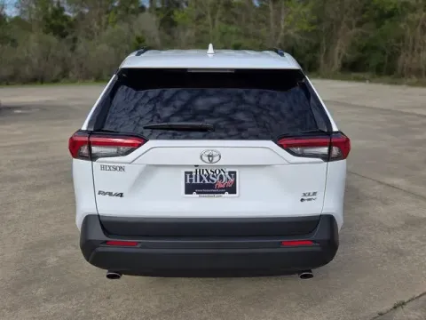 More photos of 2025 Toyota RAV4 Hybrid XLE at Hixson Ford Leesville, LA