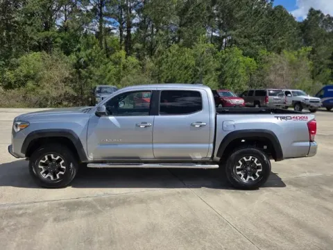 Photos of 2017 Toyota Tacoma SR for sale in Leesville, LA at Hixson Ford Leesville