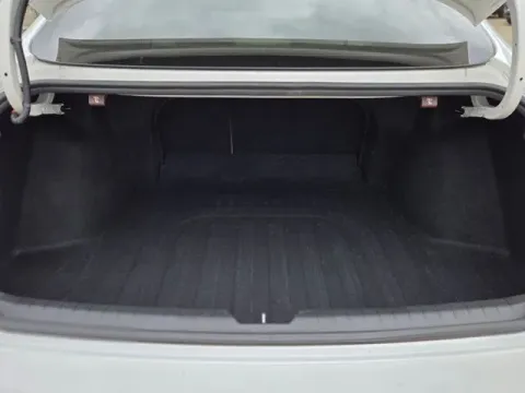 More photos of 2023 Hyundai Sonata SEL at Hixson Ford Leesville, LA