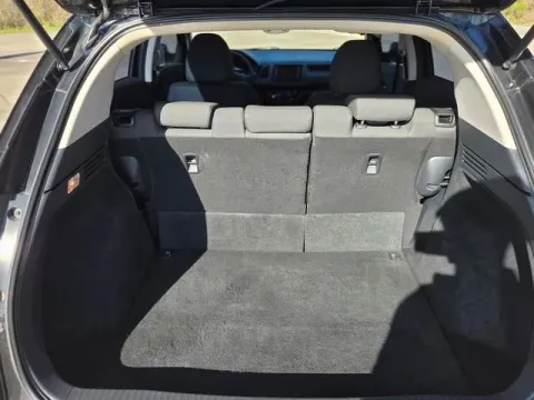 More photos of 2021 Honda HR-V LX at Hixson Ford Leesville, LA