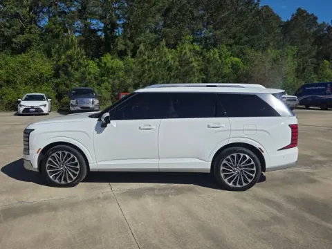 Photos of 2026 Hyundai Palisade Calligraphy for sale in Leesville, LA at Hixson Ford Leesville