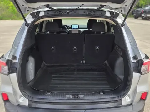 More photos of 2020 Ford Escape SE at Hixson Ford Leesville, LA