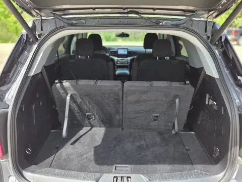 More photos of 2021 Ford Explorer XLT at Hixson Ford Leesville, LA