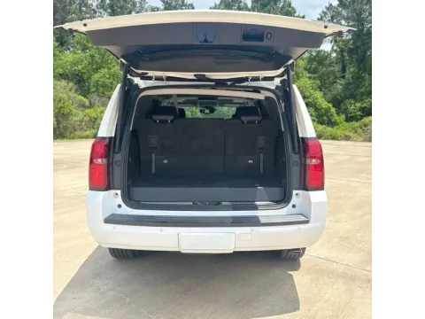 More photos of 2019 Chevrolet Tahoe LT at Hixson Ford Leesville, LA