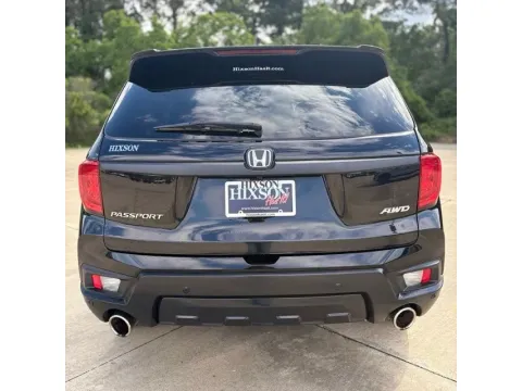 More photos of 2022 Honda Passport EX-L at Hixson Ford Leesville, LA