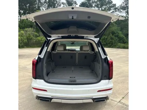 More photos of 2022 Cadillac XT6 Premium Luxury at Hixson Ford Leesville, LA