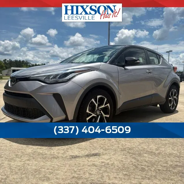 2020 Toyota C-HR XLE's photo