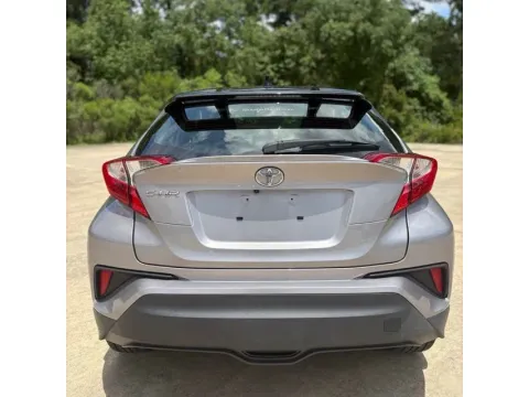 More photos of 2020 Toyota C-HR XLE at Hixson Ford Leesville, LA