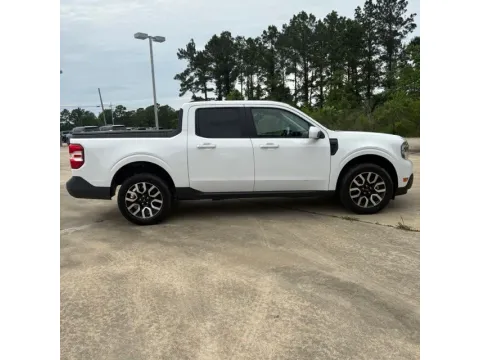 More photos of 2022 Ford Maverick Lariat at Hixson Ford Leesville, LA