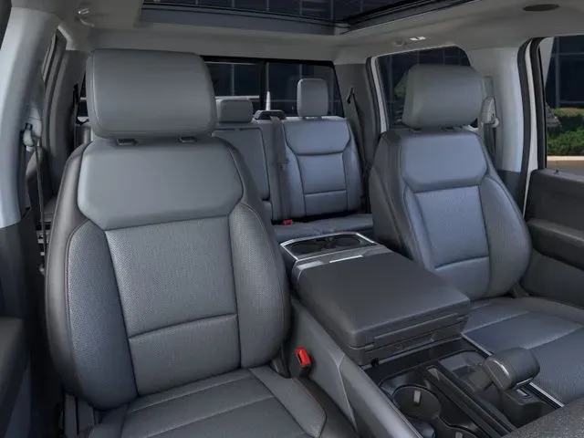 2025 Ford F-150 Lariat - Photo 10