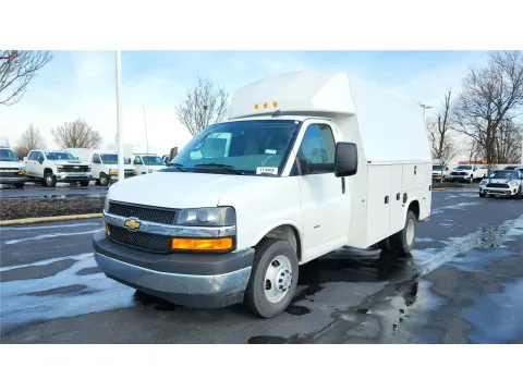Photos of 2025 Chevrolet Express Cutaway 3500 Van 139 for sale in Florence, KY at Tom Gill Chevrolet