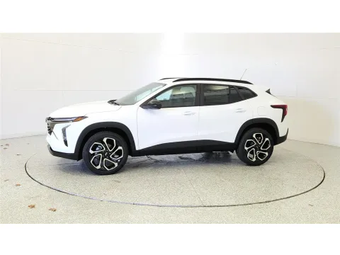 More photos of 2026 Chevrolet Trax 2RS at Tom Gill Chevrolet, KY