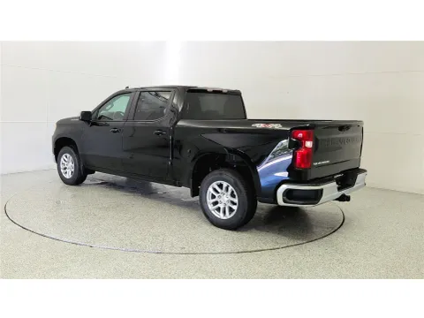 More photos of 2026 Chevrolet Silverado 1500 LT at Tom Gill Chevrolet, KY