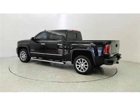 More photos of 2017 GMC Sierra 1500 Denali at Tom Gill Chevrolet, KY