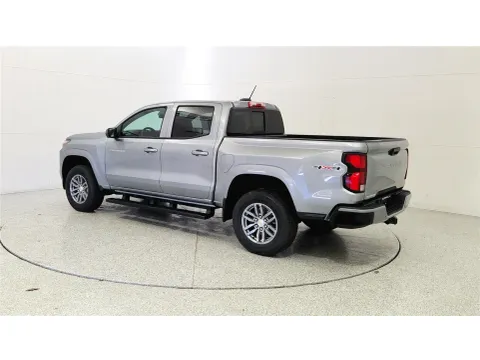 More photos of 2026 Chevrolet Colorado 4WD LT at Tom Gill Chevrolet, KY