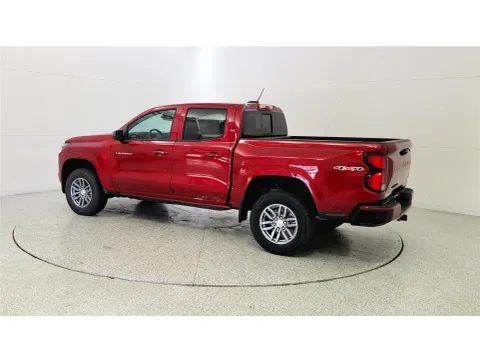 More photos of 2026 Chevrolet Colorado 4WD LT at Tom Gill Chevrolet, KY