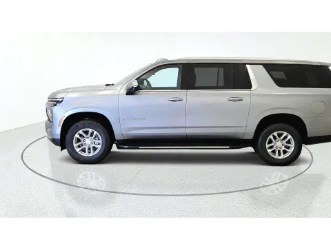 More photos of 2026 Chevrolet Suburban LT at Tom Gill Chevrolet, KY