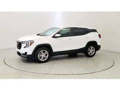 More photos of 2023 GMC Terrain SLE at Tom Gill Chevrolet, KY