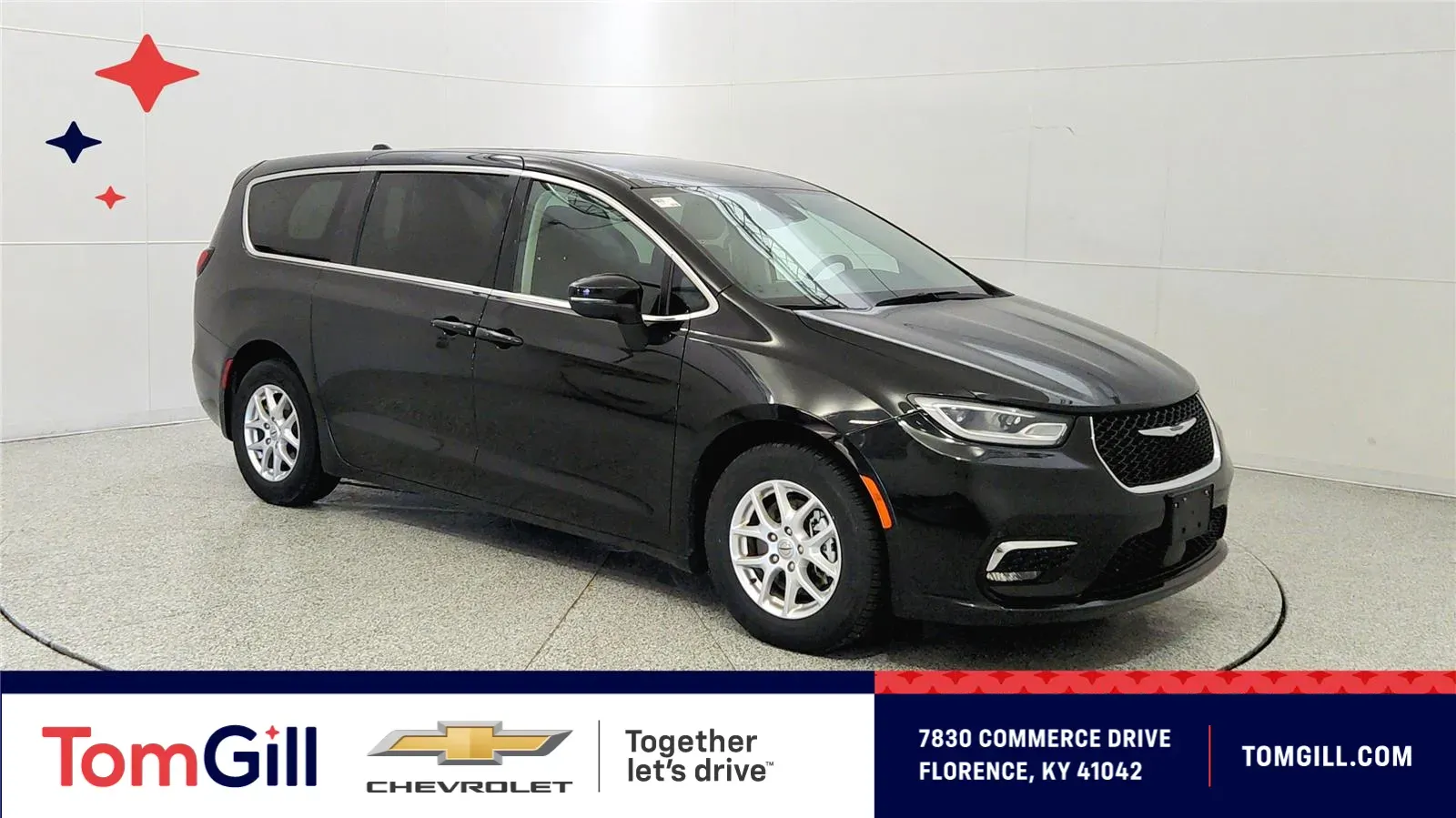 Black 2023 Chrysler Pacifica Touring L for sale in Florence, KY