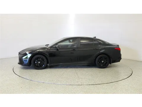 More photos of 2025 Toyota Camry SE at Tom Gill Chevrolet, KY