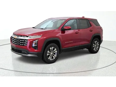More photos of 2027 Chevrolet Equinox FWD LT at Tom Gill Chevrolet, KY