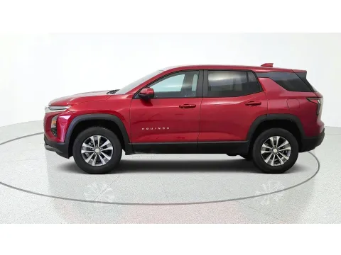 More photos of 2027 Chevrolet Equinox FWD LT at Tom Gill Chevrolet, KY