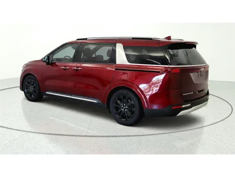 More photos of 2022 Kia Carnival SX Prestige at Tom Gill Chevrolet, KY