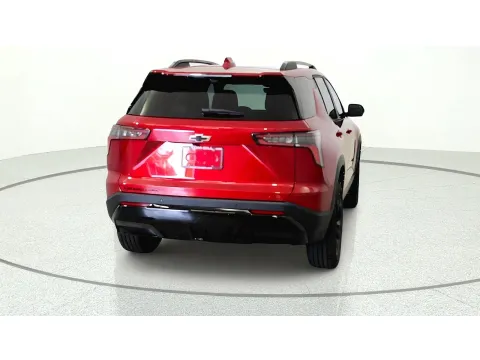 More photos of 2027 Chevrolet Equinox AWD RS at Tom Gill Chevrolet, KY