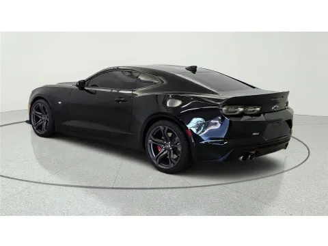 More photos of 2020 Chevrolet Camaro 1SS at Tom Gill Chevrolet, KY