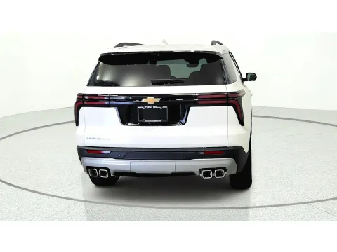 More photos of 2026 Chevrolet Traverse FWD LT at Tom Gill Chevrolet, KY