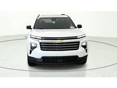 Photos of 2026 Chevrolet Traverse FWD LT for sale in Florence, KY at Tom Gill Chevrolet