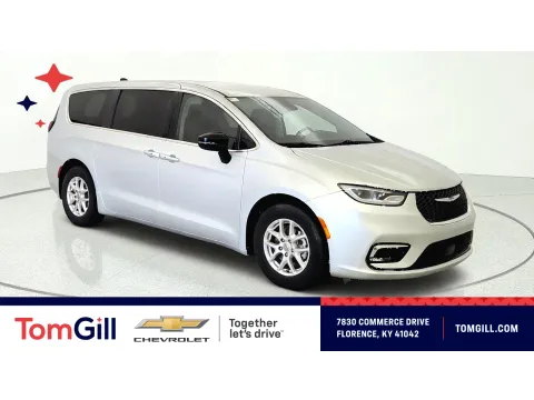 Silver 2024 Chrysler Pacifica Touring L for sale in Florence, KY